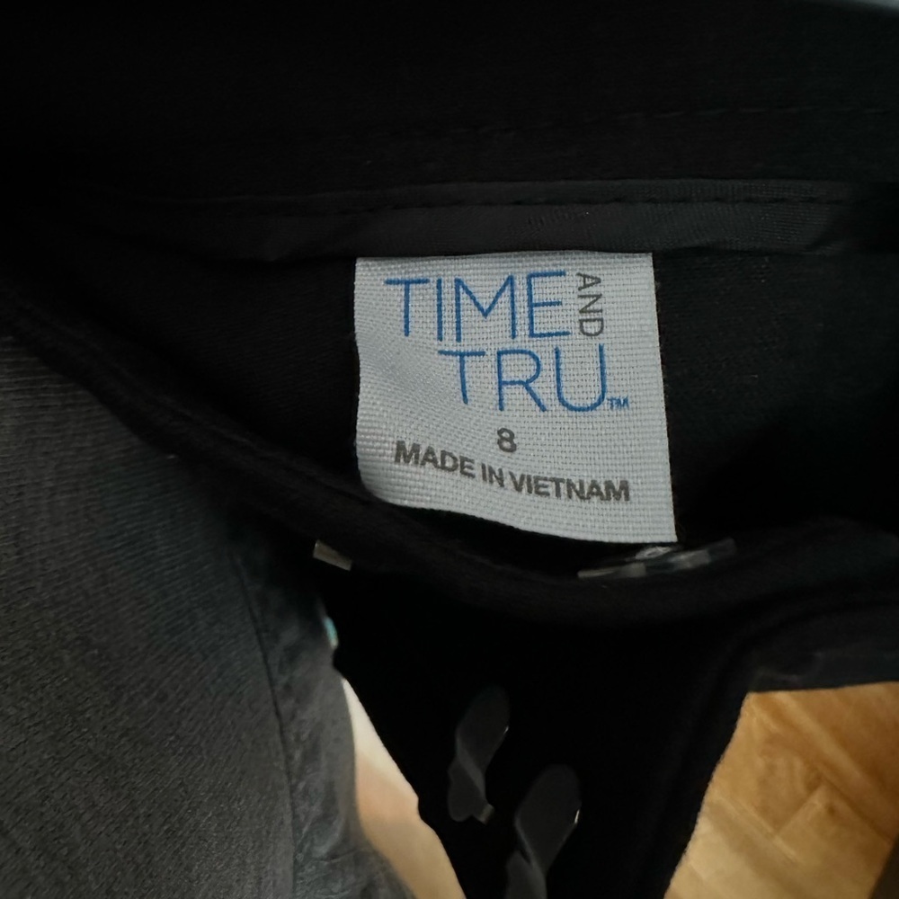 Time and Tru Black Cropped Dress Pants Straight-Leg stretchy size 8 - Picture 2 of 5